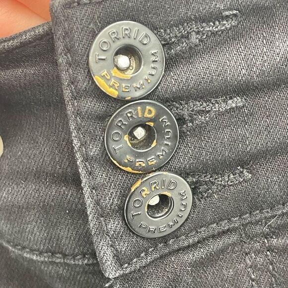 Torrid Womens Skinny Jeans Stretch High Rise Casual Modern Pocket Black Size 12 - Picture 7 of 12